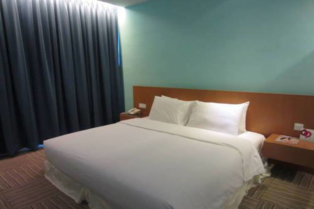 Apple Hotel Times Square George Town Extérieur photo
